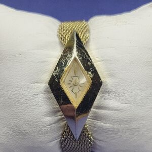 Elegant Gold Diamond-Shaped Women's Watch